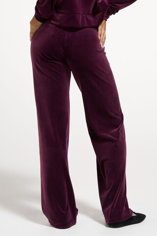 Juicy Couture Regular Hose in Rot
