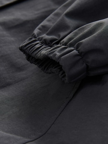 Next - Sobretudo em preto