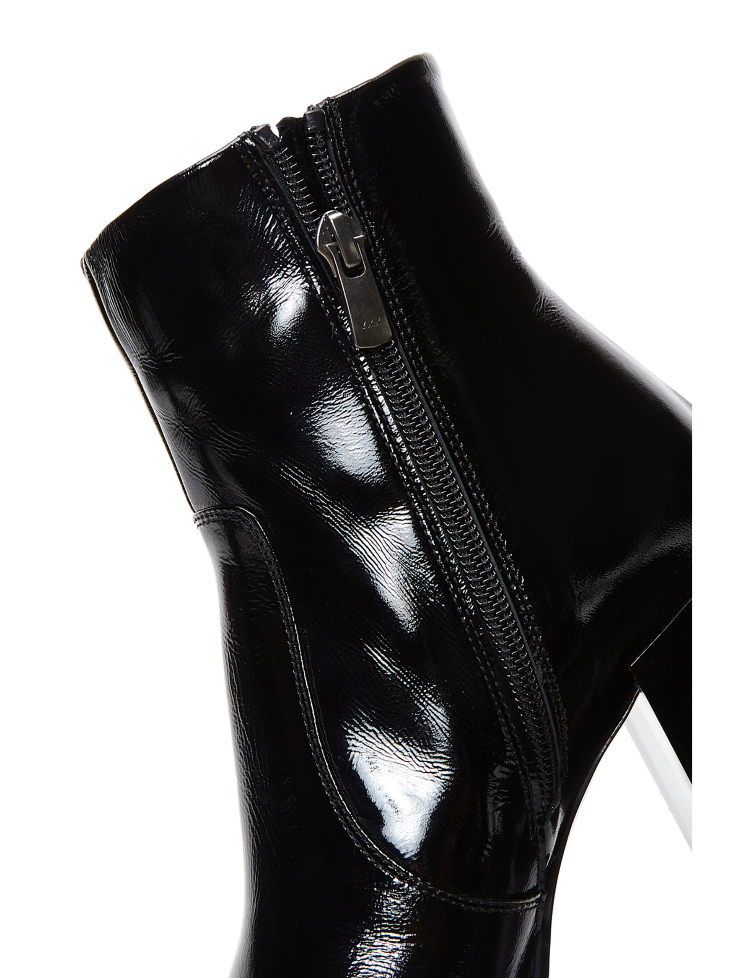 Derimod Ankle Boots in Schwarz