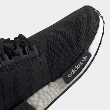 ADIDAS ORIGINALS Кроссовки 'Nmd_R1 Refined' в Черный