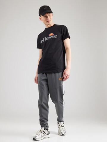 ELLESSE Дънки Tapered Leg Панталон 'Pallavo' в сиво