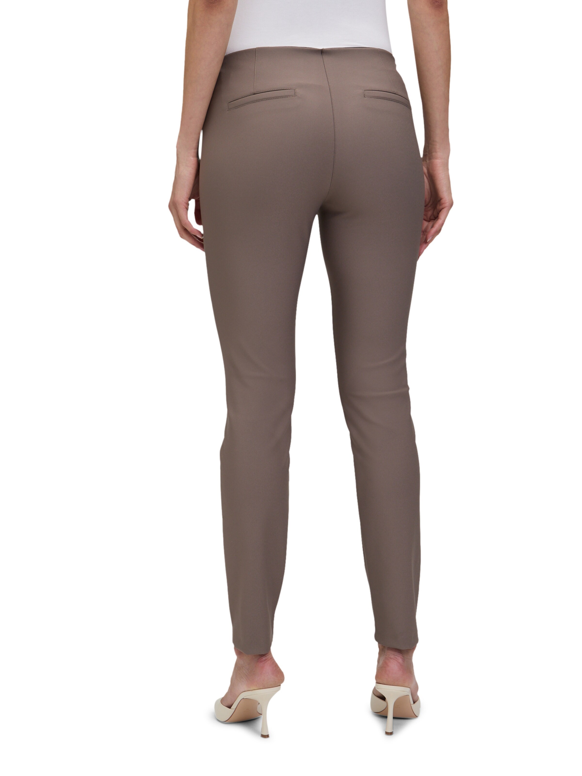 Betty Barclay Slim fit Trousers in Brown