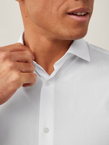 Next Slim Fit Hemd in Weiß
