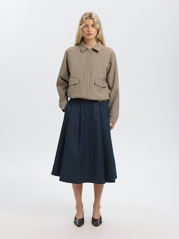 SELECTED - Falda en azul