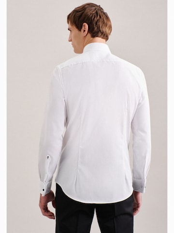 Coupe slim Chemise business 'Gala' SEIDENSTICKER en blanc