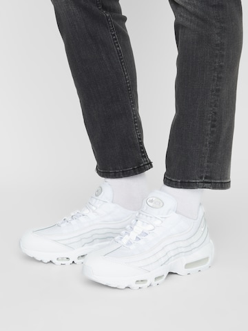 Nike Sportswear - Sapatilhas baixas 'AIR MAX 95 ESSENTIAL' em branco: frente