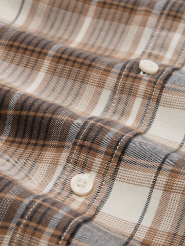 TOM TAILOR DENIM Классический крой Рубашка в Коричневый