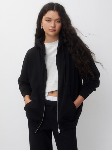 Pull&Bear Sweat jacket in Black: front