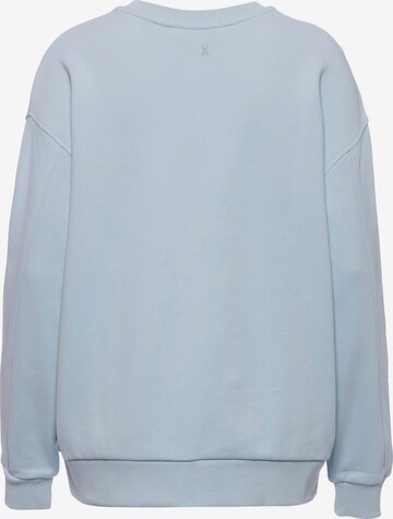 Sweat-shirt 'Arin' ARMEDANGELS en bleu