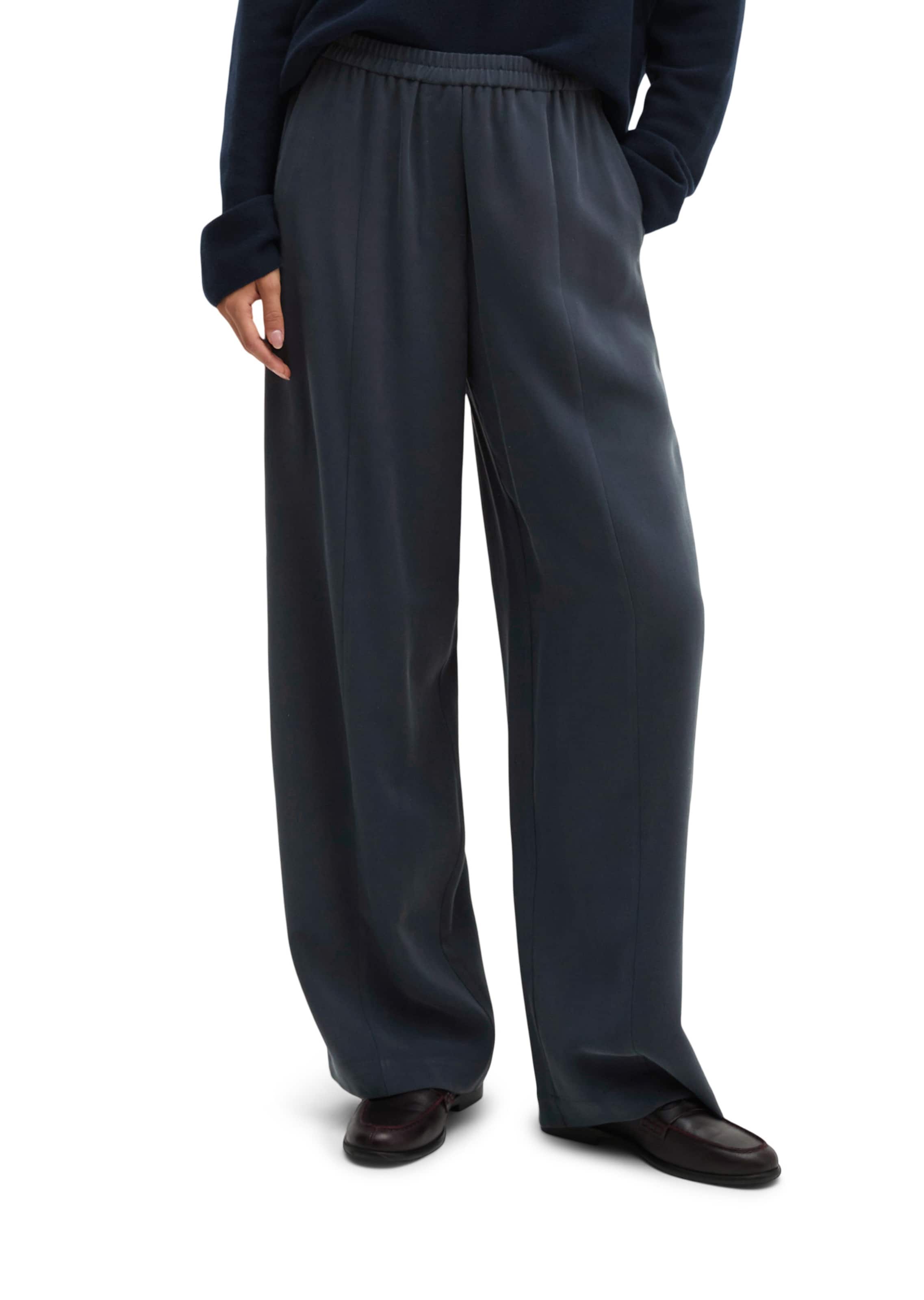 Marc O'Polo Loose fit Trousers in Blue: front