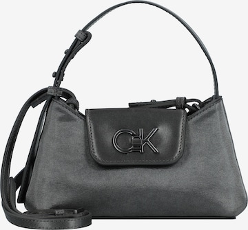 Calvin Klein Kabelka – šedá: přední strana