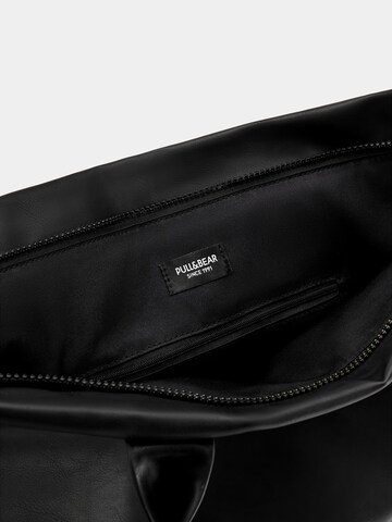 Pull&Bear Nakupovalna torba | črna barva