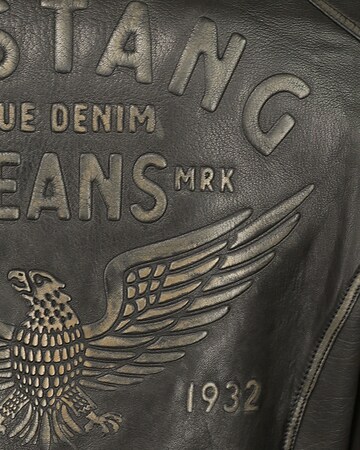 MUSTANG Between-Season Jacket ' 31020136 ' in Black