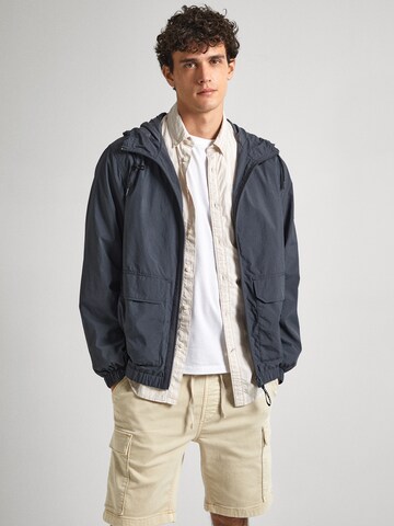 Pepe Jeans Between-Season Jacket 'Vorbin' in Grey: front