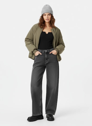 studioselect Μπλουζάκι 'Mona' σε μαύρο