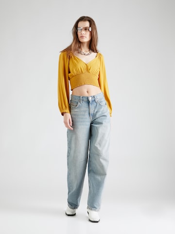 AÉROPOSTALE - Blusa 'SWEETHEART' em amarelo