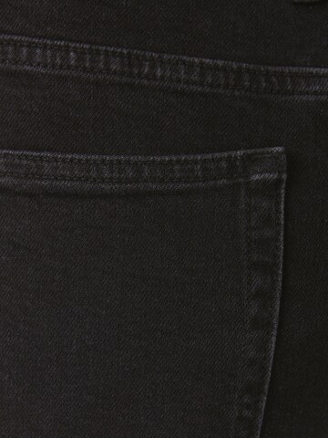 regular Jeans di Bershka in nero