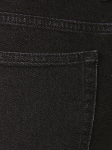 Bershka Regular Jeans in Zwart