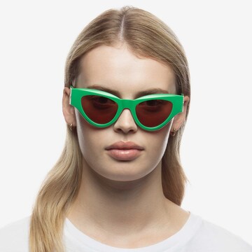 Lunettes de soleil 'FANPLASTICO' LE SPECS en vert : devant