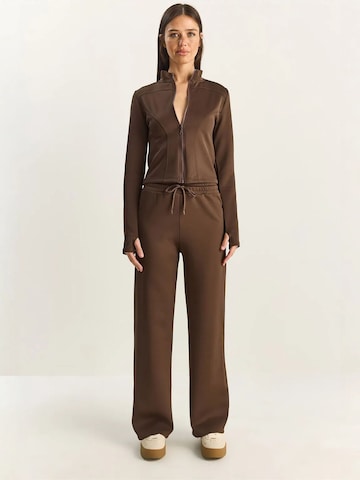 Bianco Lucci - Fato de jogging em castanho: frente