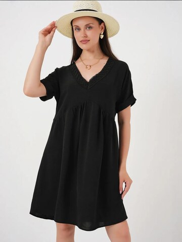 Bigdart Jurk in Zwart: voorkant