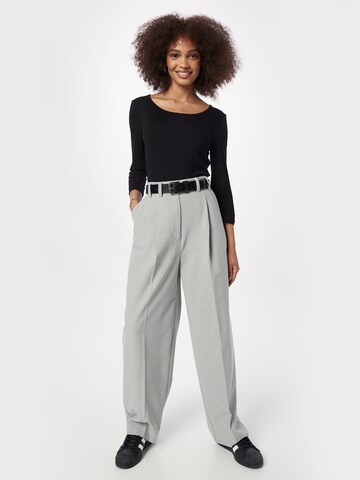 ABOUT YOU Shirt 'Delia' in Black