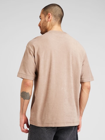 T-Shirt BOSS en marron