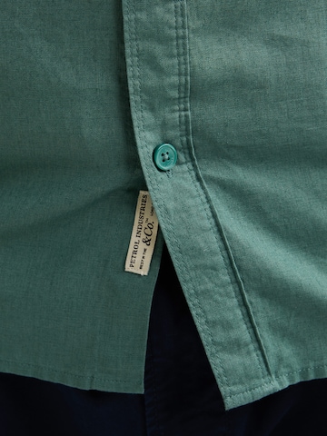 Fit confort Chemise Petrol Industries en vert