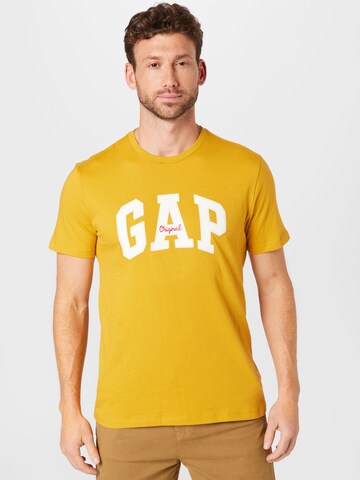 T-Shirt GAP en jaune : devant