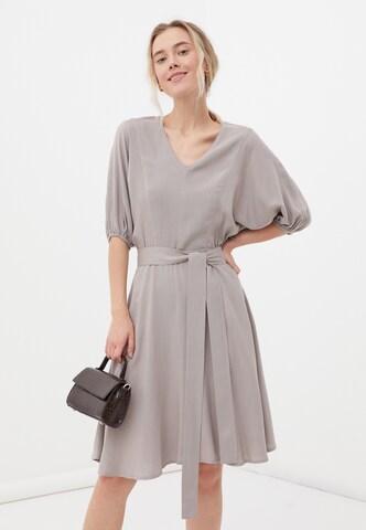 Finn Flare Summer dress 'Taillenzauber' in Beige: front