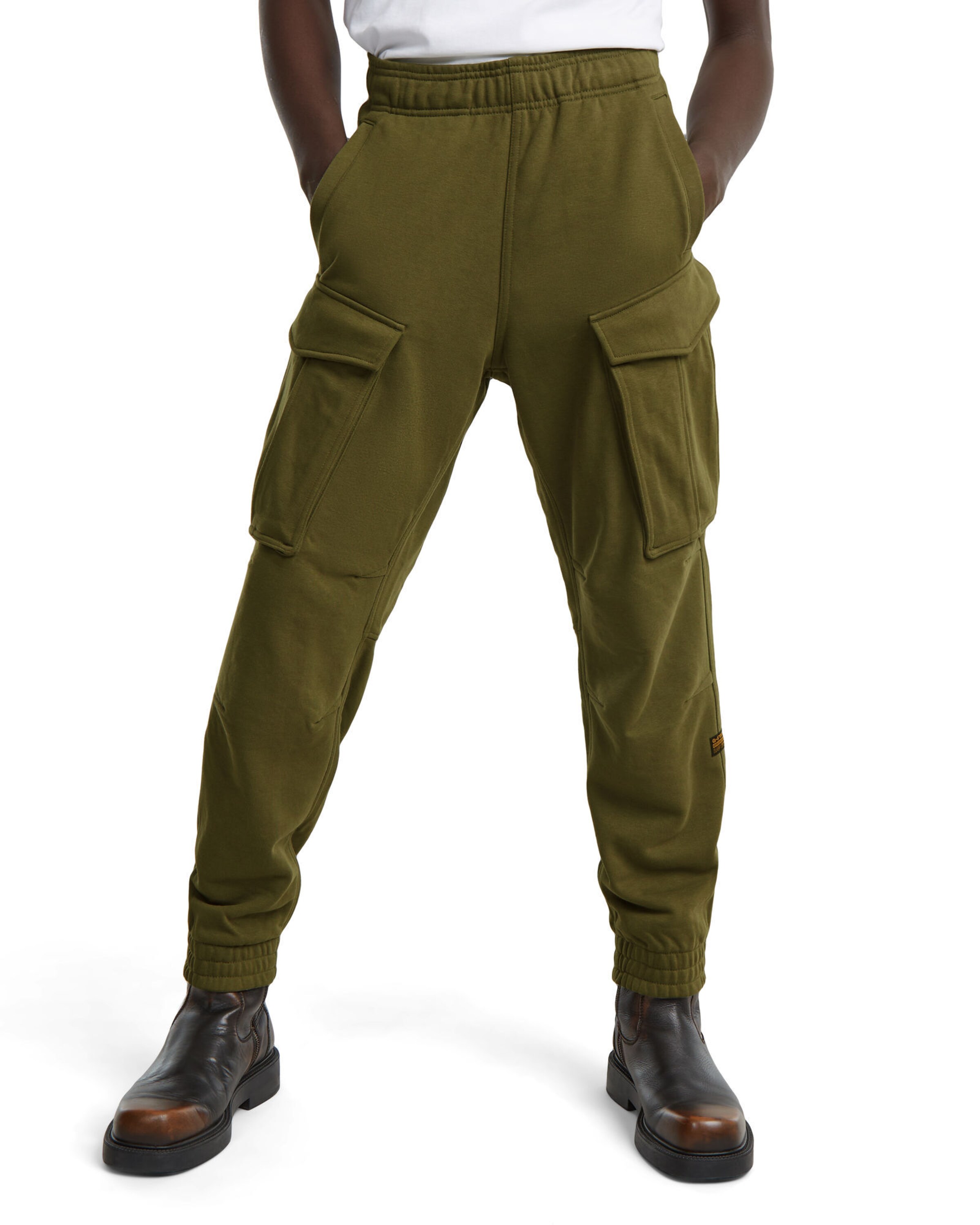G-STAR Tapered Trousers in Green: front
