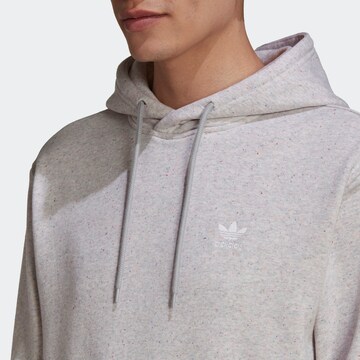 ADIDAS ORIGINALS - Sweatshirt 'Essentials+ Made With Nature' em cinzento