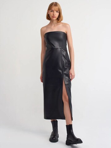 Dilvin Dress in Black: front