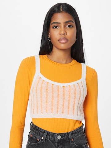 WEEKDAY Knitted Top 'Grace' in White: front