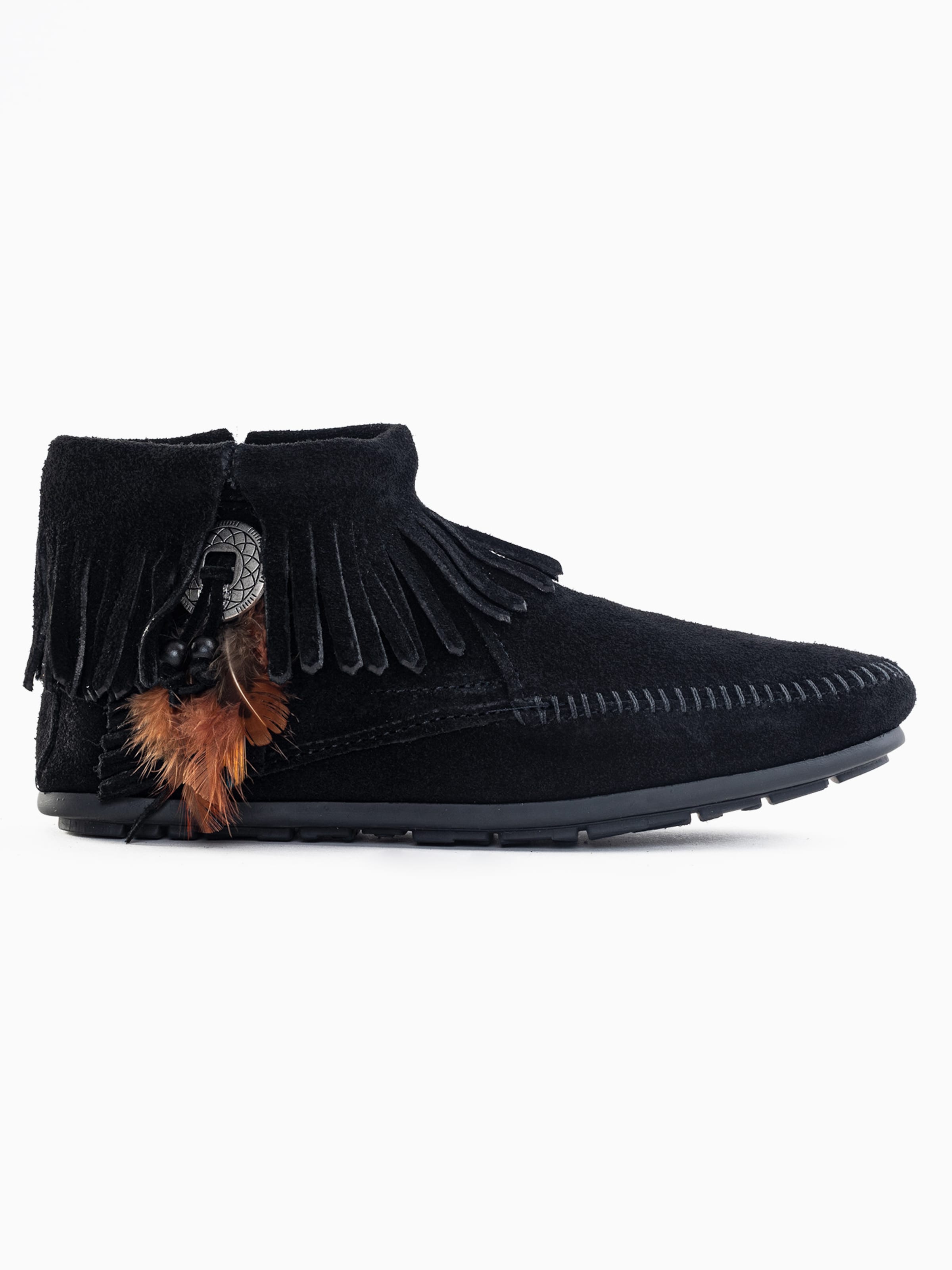 Minnetonka Poolsaabas 'Concho', värv must