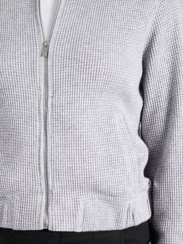 Veste de survêtement QS en gris