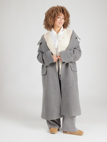 Cardigan 'VMCBREEZY' Vero Moda Curve en beige