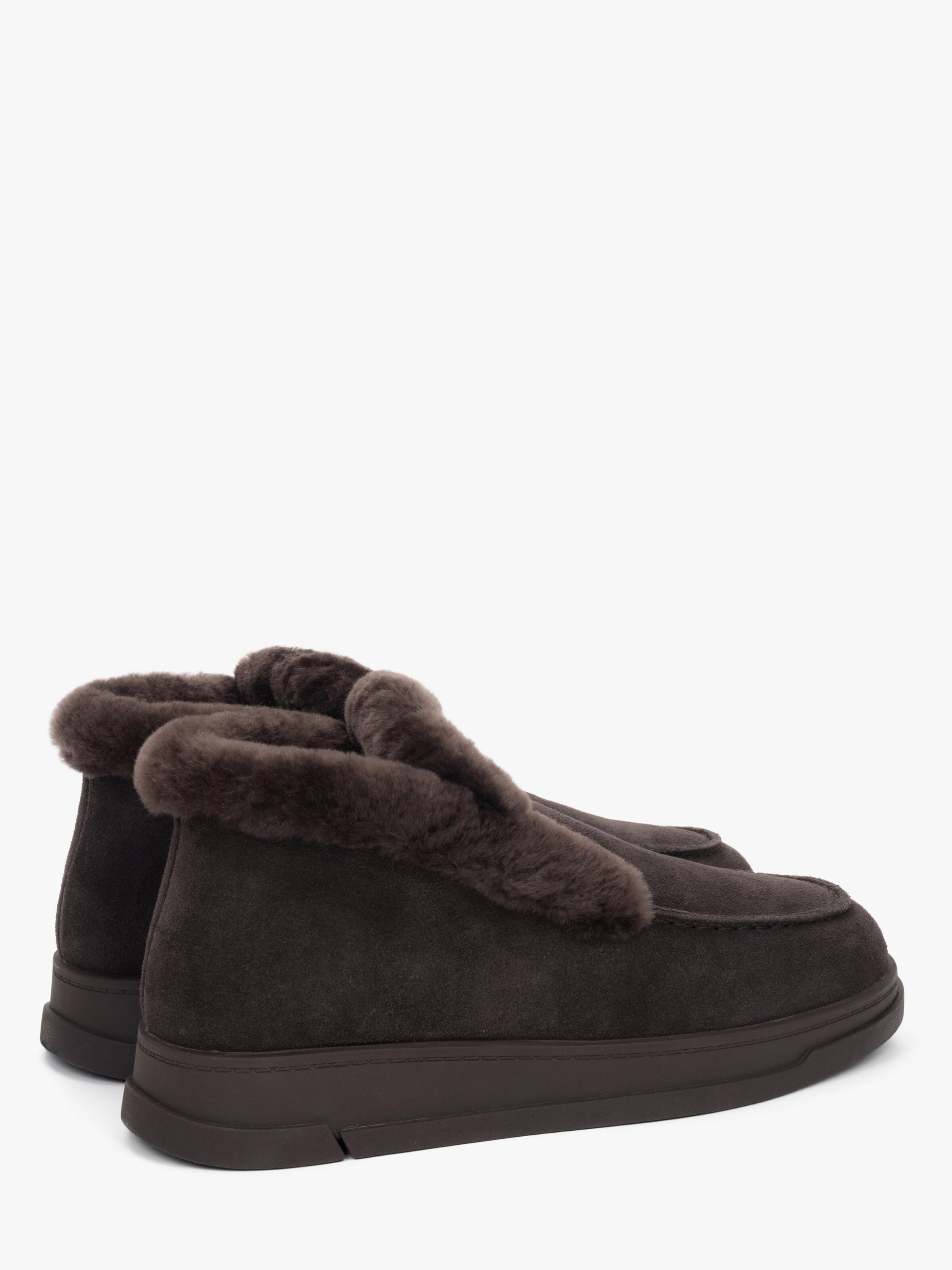 Estro Slipper – hnědá