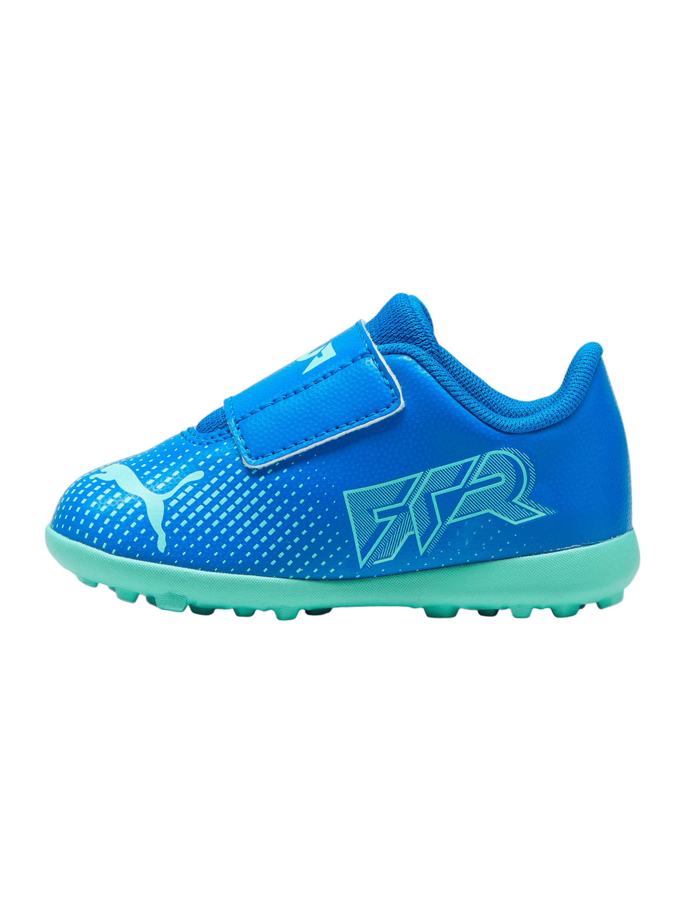 PUMA Soccer shoe in Blue: front