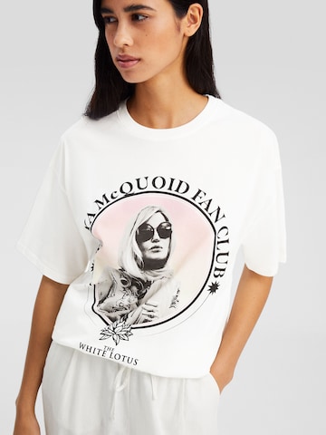 T-shirt Bershka en blanc