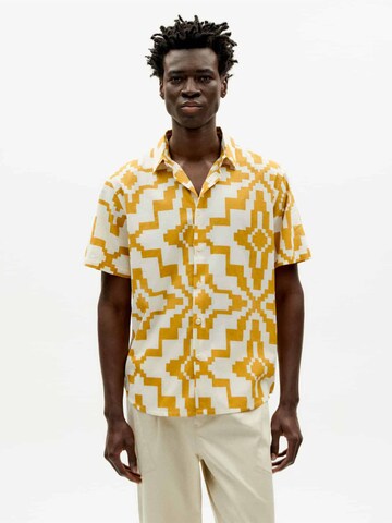 Thinking MU Regular fit Button Up Shirt 'Tom' in Yellow: front