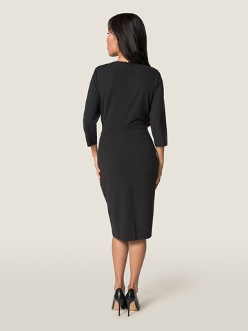 Rochie de cocktail '4TN010' de la Quiosque pe negru