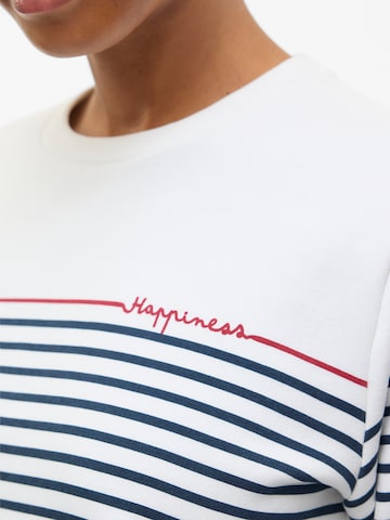 VERO MODA Sweatshirt 'Fernanda' in Wit