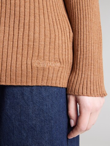Calvin Klein Svetr 'BURAN' – hnědá