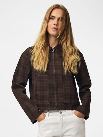 PIECES Between-season jacket 'VERA' in Brown: front