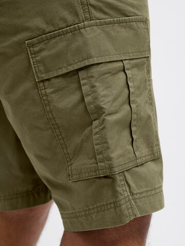 Regular Pantalon cargo 'JPSTCole JJMateo' Jack & Jones Plus en vert