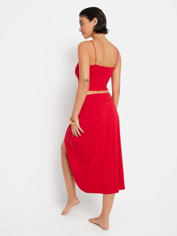 Tailleur di LSCN by LASCANA in rosso