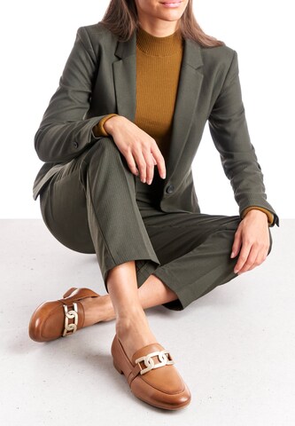 LLOYD Classic Flats in Brown: front