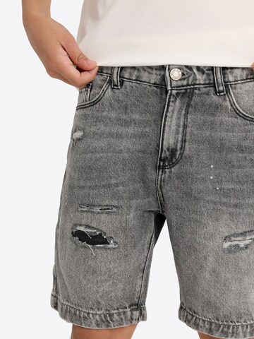 Solang Regular Shorts in Grau