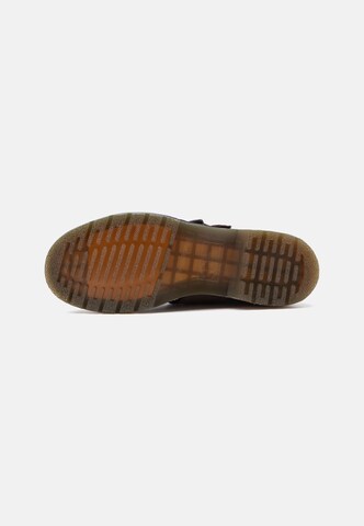 brūns Dr. Martens Iešļūcenes